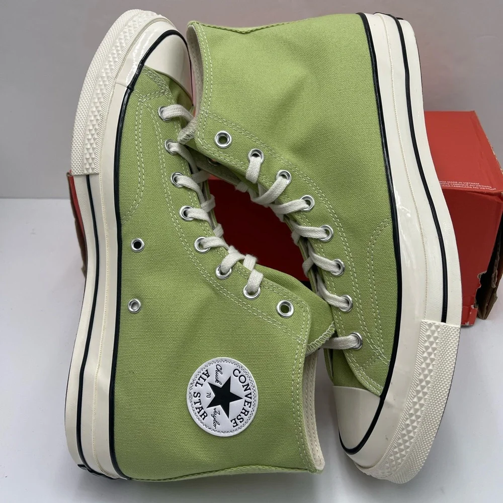 Converse Men’s A04585C CHUCK 70 HI VITALITY GREEN/EGRET/BLCK High Tops Sneakers